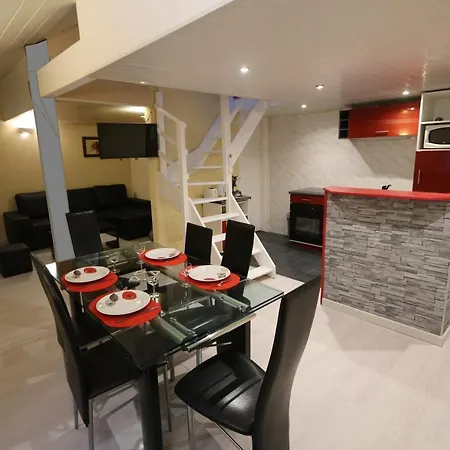 Apparts Gites Cholet Centre Exterior photo